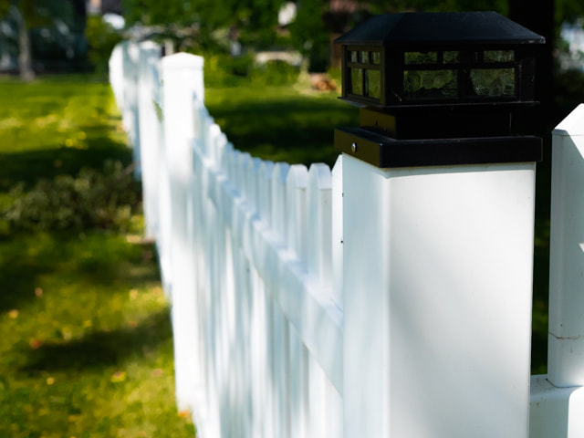 Vinyl fence installation in Westmont, Illinois