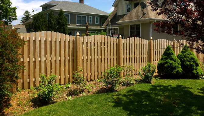 Wood fence installation in Romeoville, Illinois